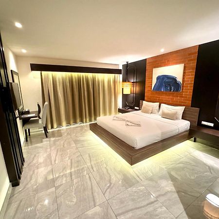 De Coze Hotel Patong Dış mekan fotoğraf