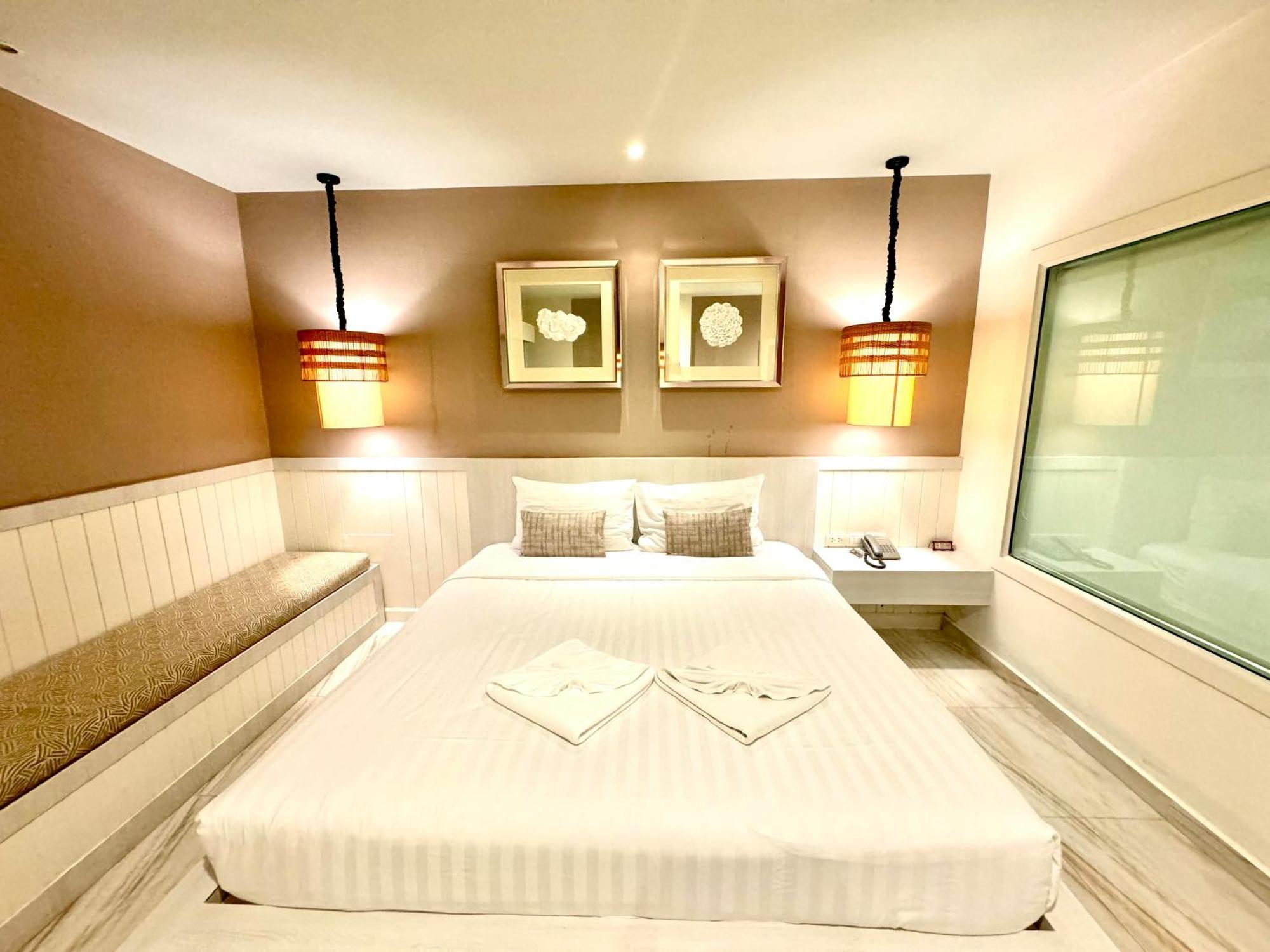 De Coze Hotel Patong Dış mekan fotoğraf
