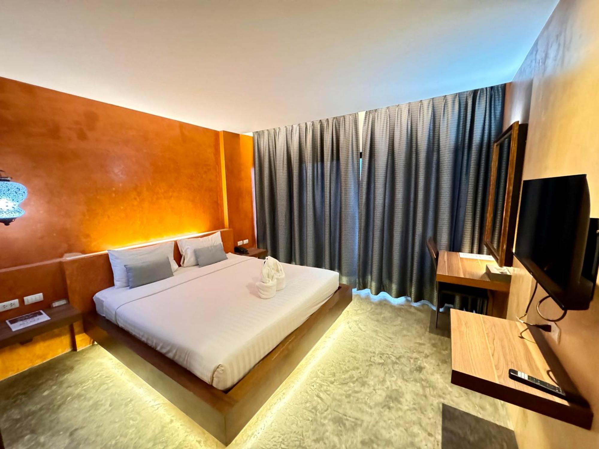 De Coze Hotel Patong Dış mekan fotoğraf