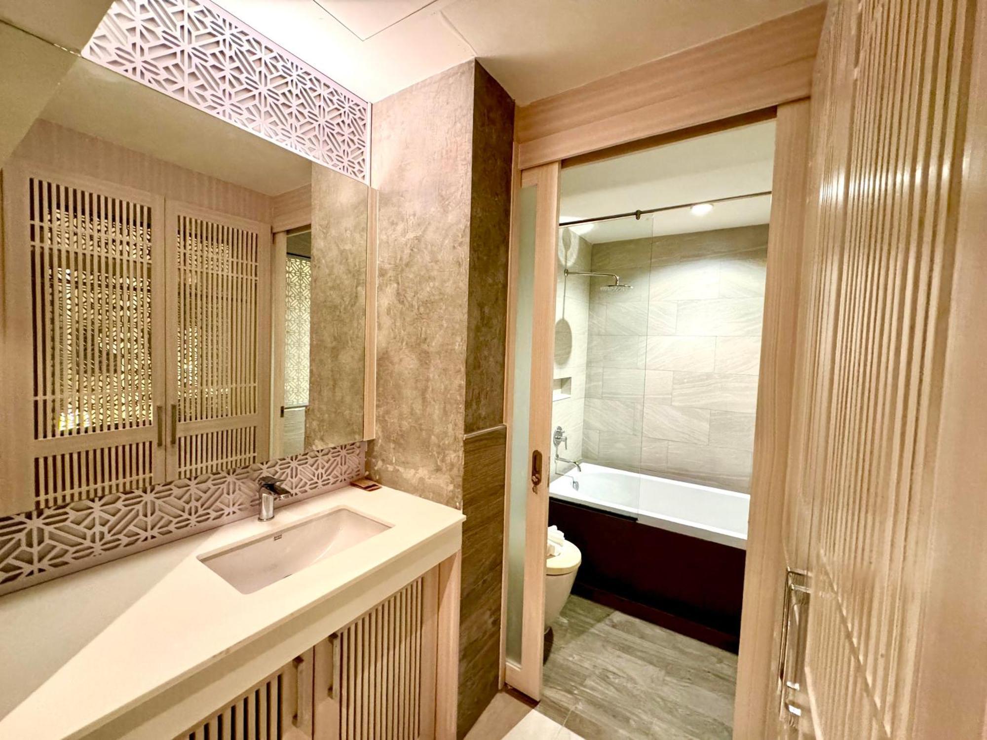 De Coze Hotel Patong Dış mekan fotoğraf
