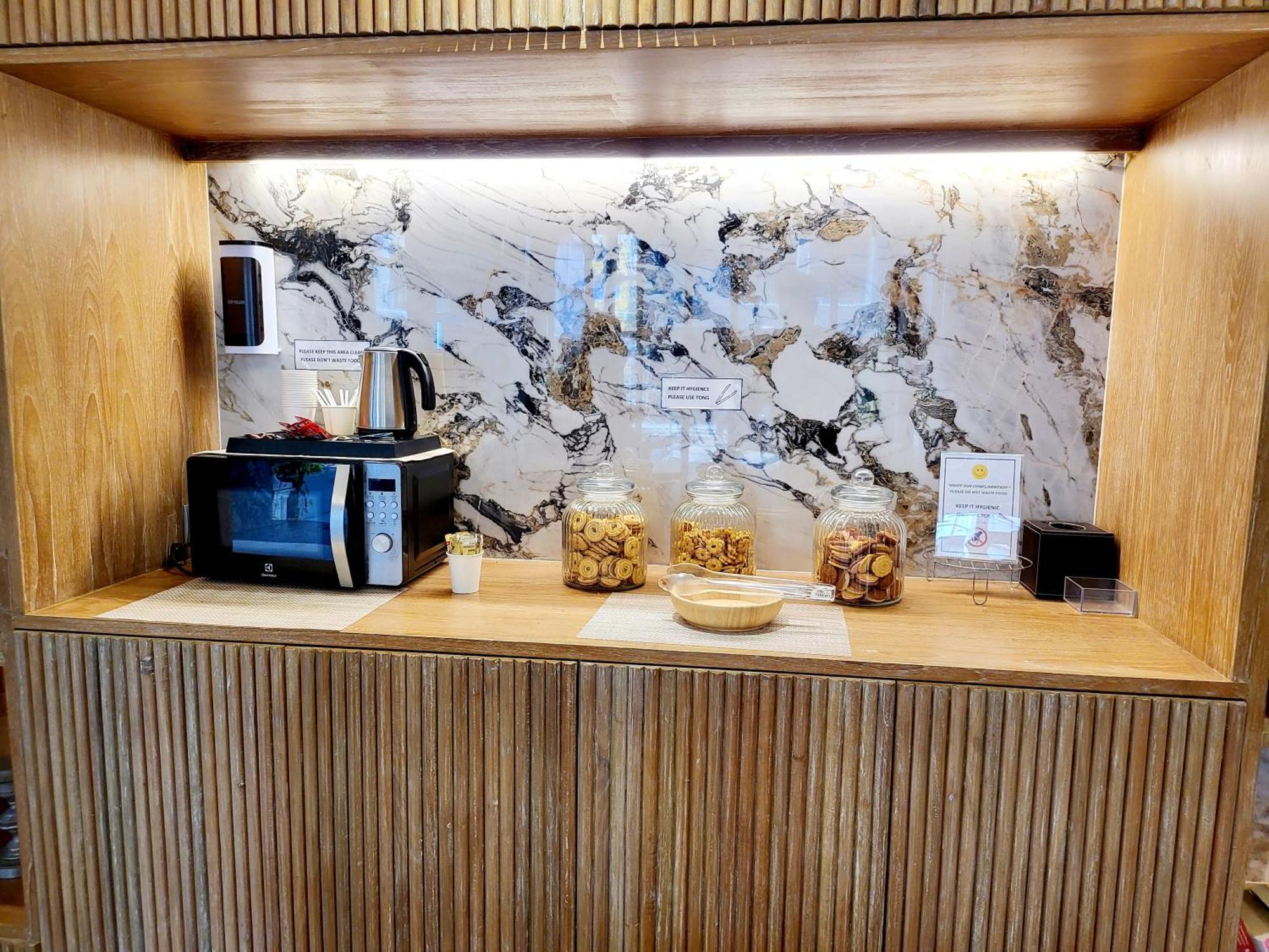 De Coze Hotel Patong Dış mekan fotoğraf